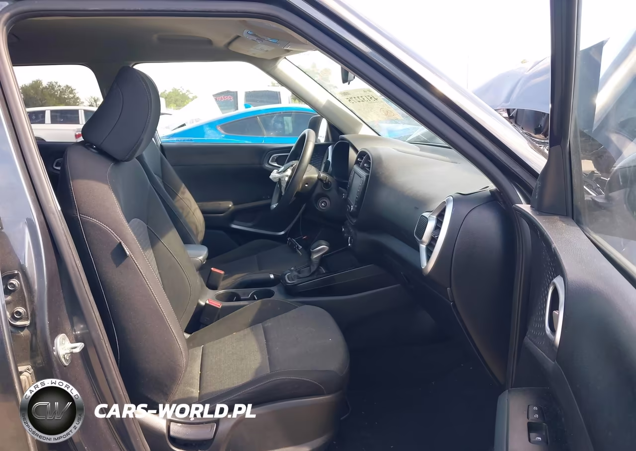 2020 Kia Soul S VIN:KNDJ23AUXL7720368 - 5
