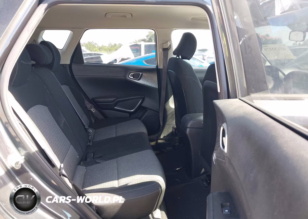 2020 Kia Soul S VIN:KNDJ23AUXL7720368 - 8