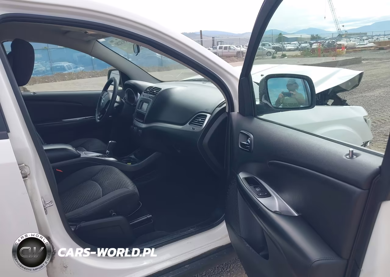 2012 Dodge Journey Sxt VIN:3C4PDDBGXCT397812 - 5