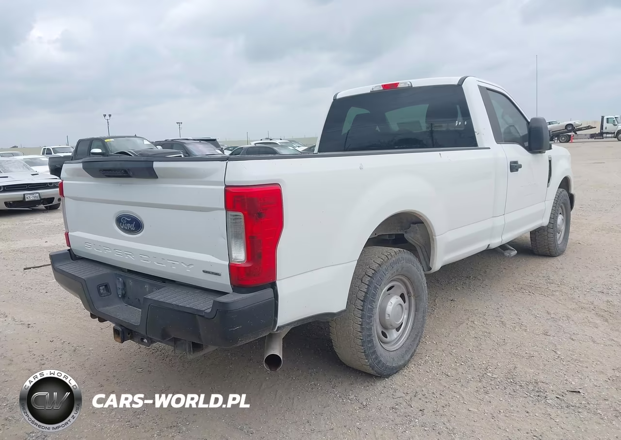 2017 Ford F-250 Xl VIN:1FTBF2A69HEC65665 - 4