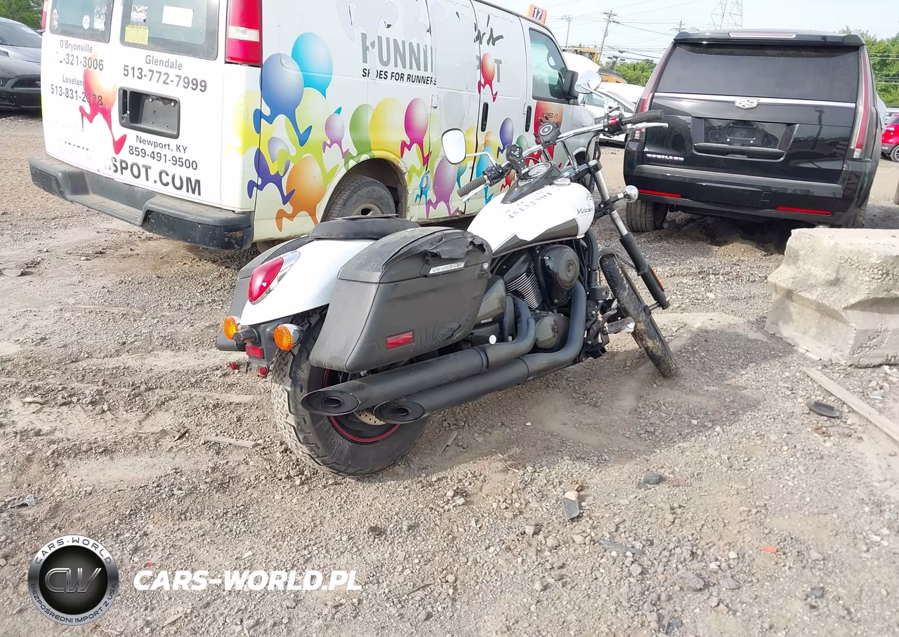 2016 Kawasaki Vn900 C VIN:JKAVN2C18GA065040 - 4