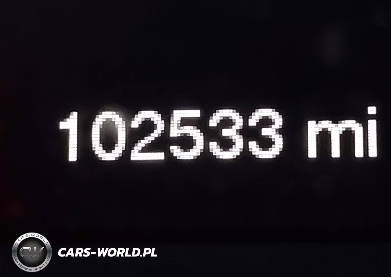 2016 Jeep Cherokee Altitude VIN:1C4PJLCSXGW179374 - 15