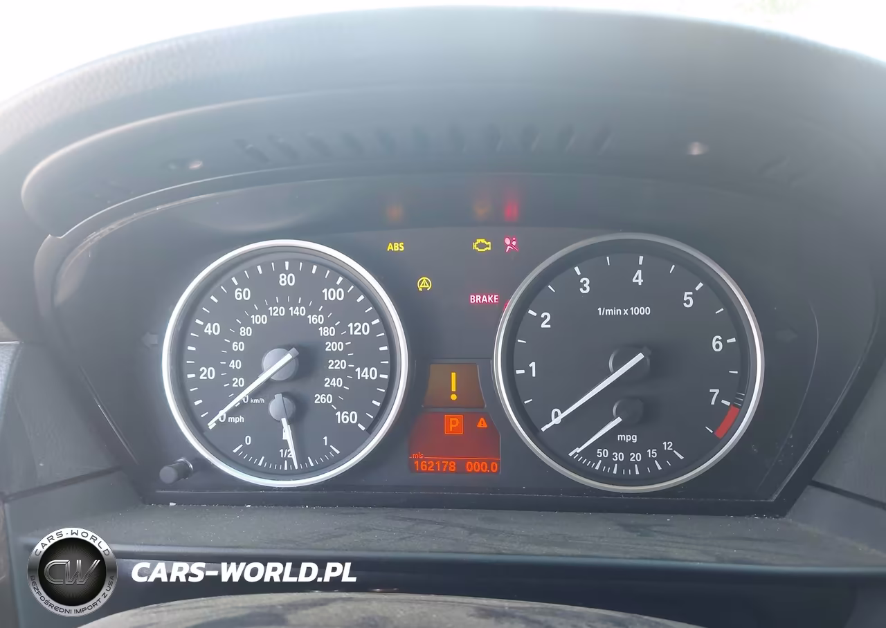 2009 BMW 528I VIN:WBANU53579C121194 - 7