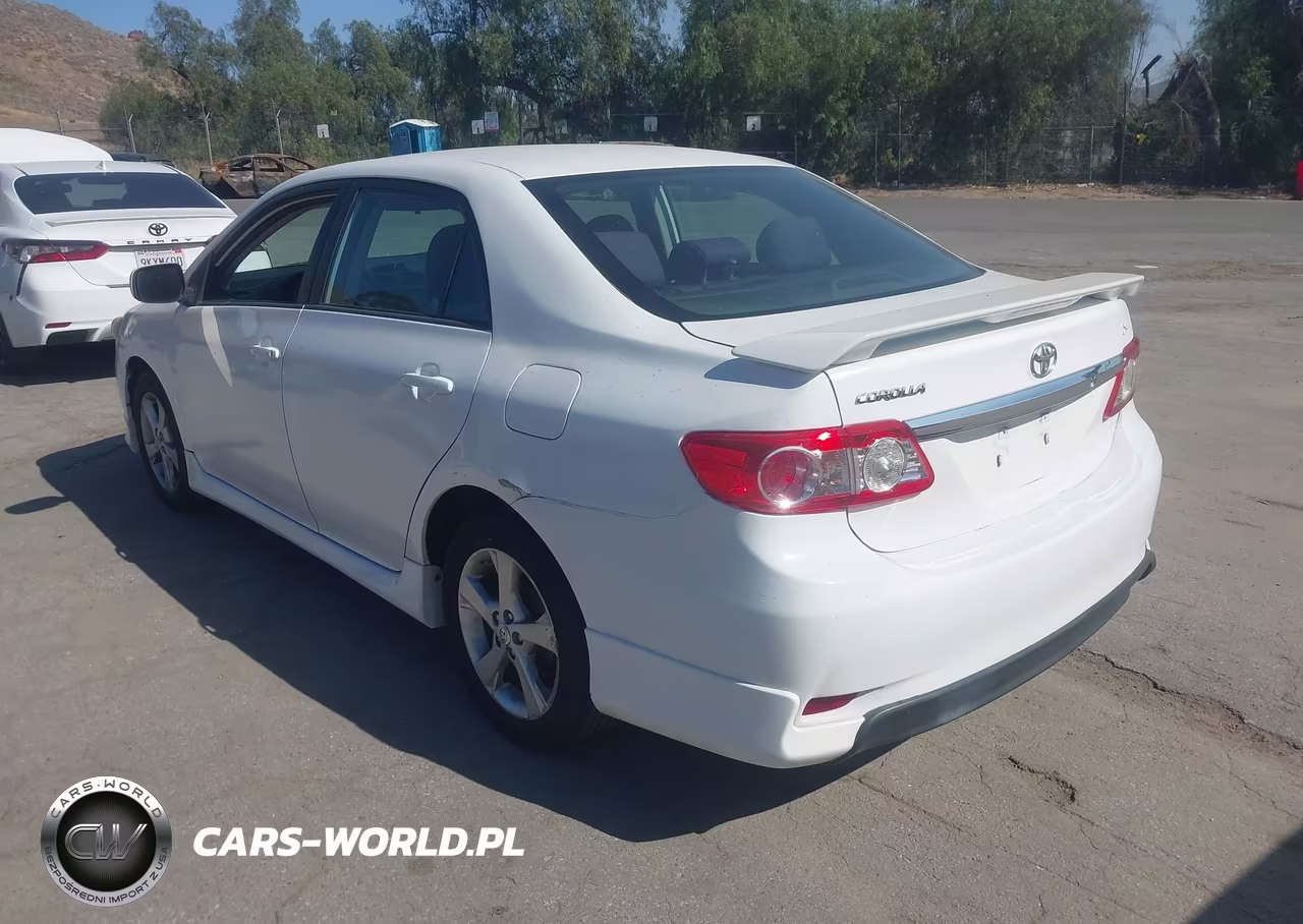 2013 Toyota Corolla S VIN:5YFBU4EE4DP217166 - 3