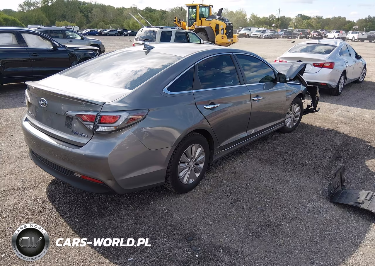 2017 Hyundai Sonata Hybrid Se VIN:KMHE24L35HA064257 - 4