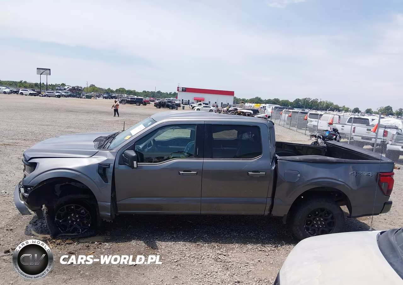 2024 Ford F-150 Xlt VIN:1FTFW3L54RKD59192 - 14