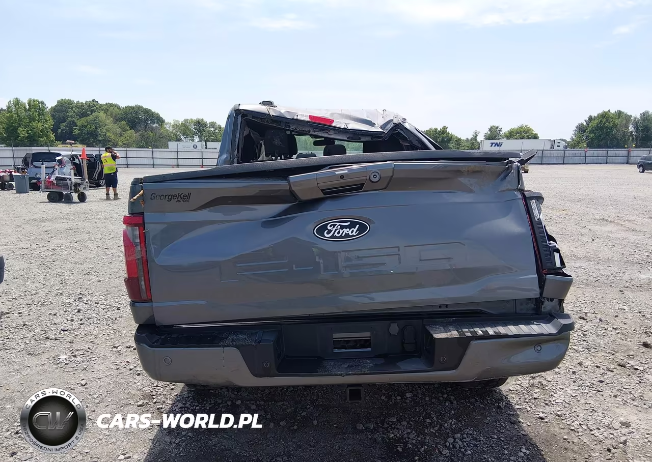 2024 Ford F-150 Xlt VIN:1FTFW3L54RKD59192 - 16
