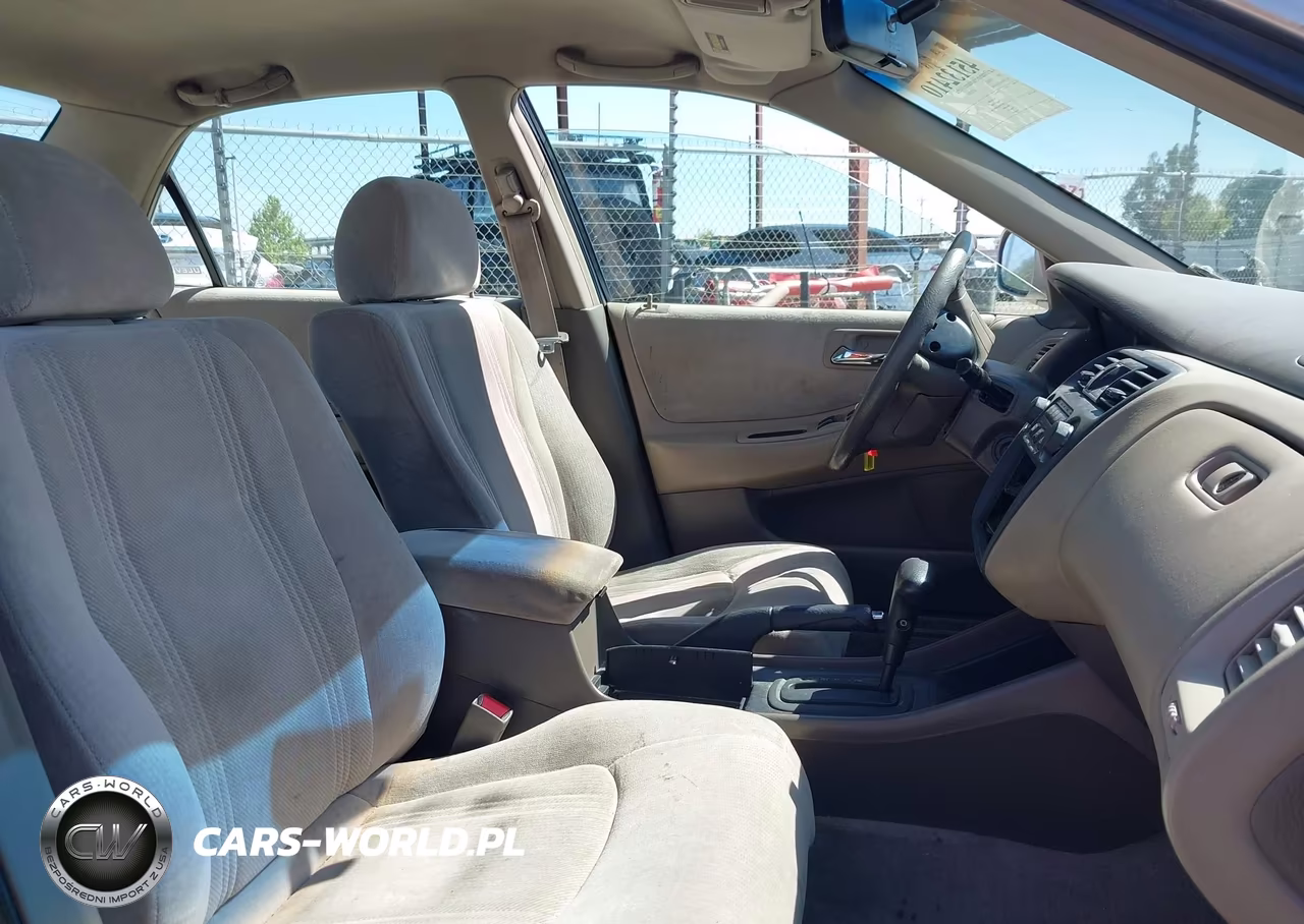1999 Honda Accord Lx VIN:JHMCG6652XC015086 - 5