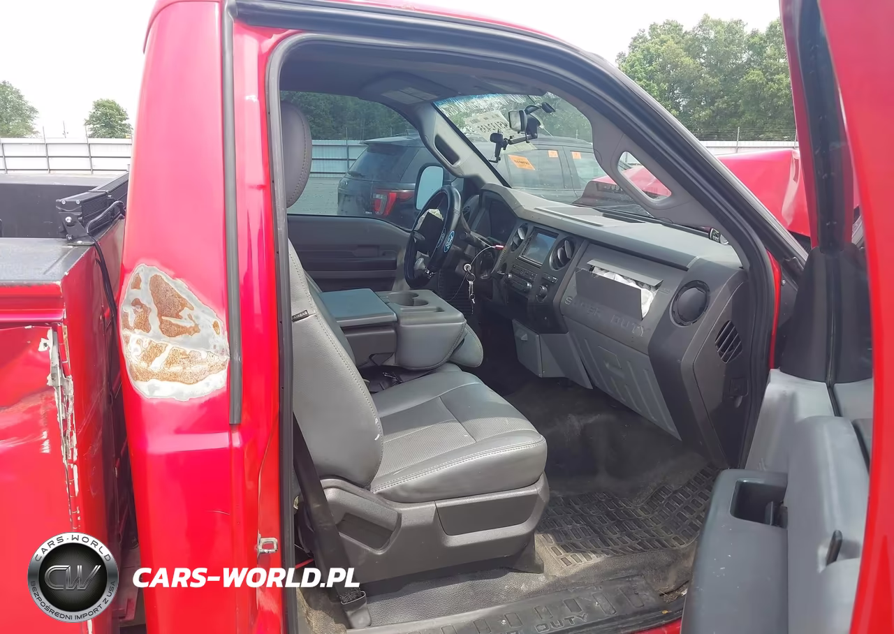 2011 Ford F-250 VIN:1FDBF2A62BEA75810 - 5