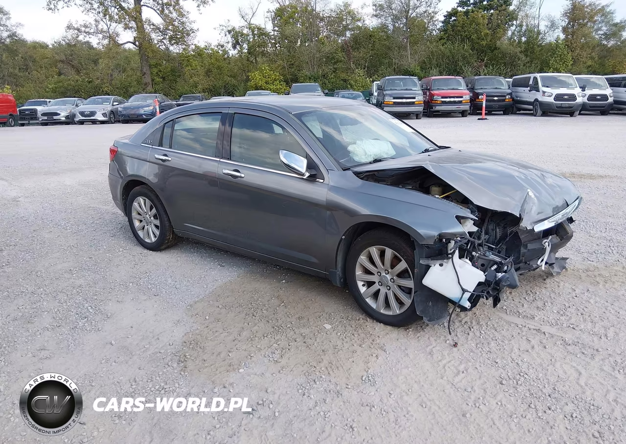 2013 Chrysler 200 Limited