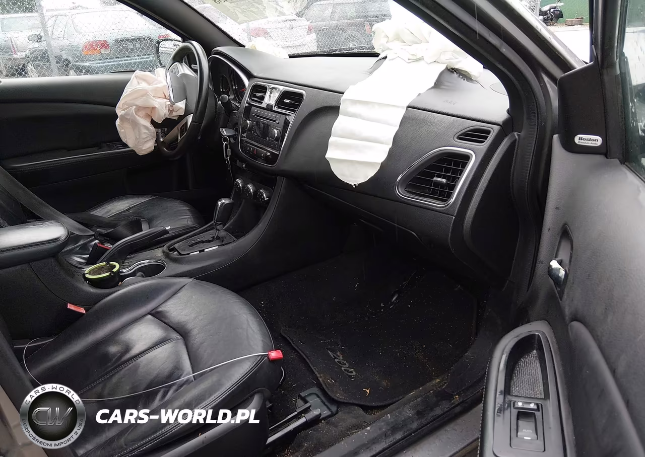2013 Chrysler 200 Limited VIN:1C3CCBCG6DN751819 - 5