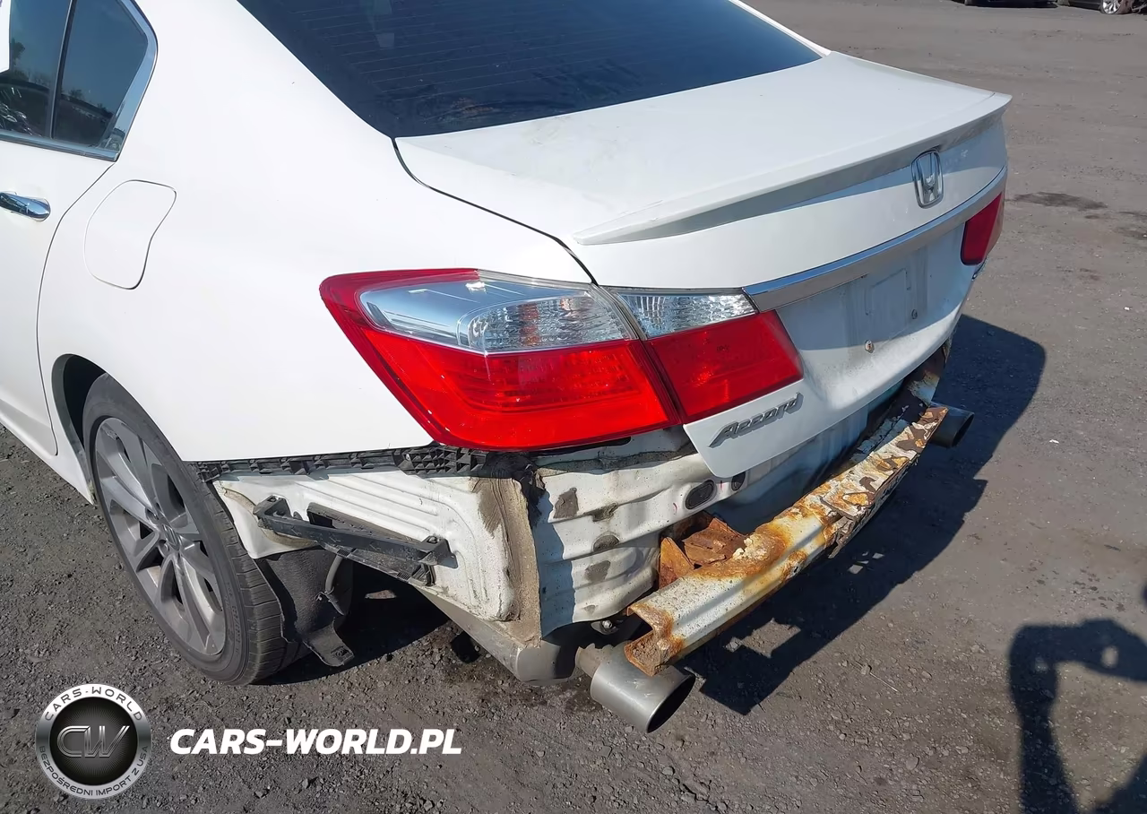 2015 Honda Accord Sport VIN:1HGCR2F54FA020550 - 18