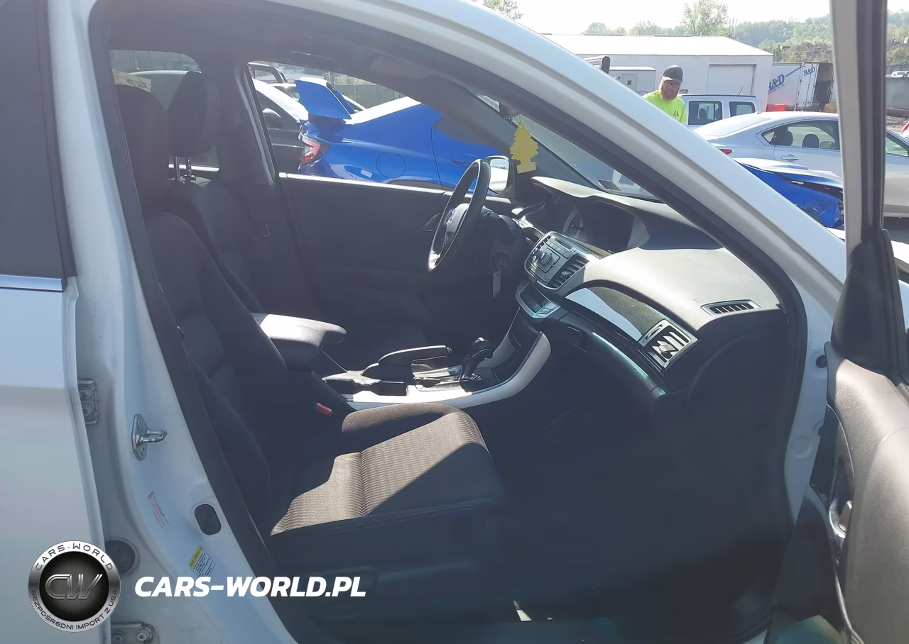 2015 Honda Accord Sport VIN:1HGCR2F54FA020550 - 5