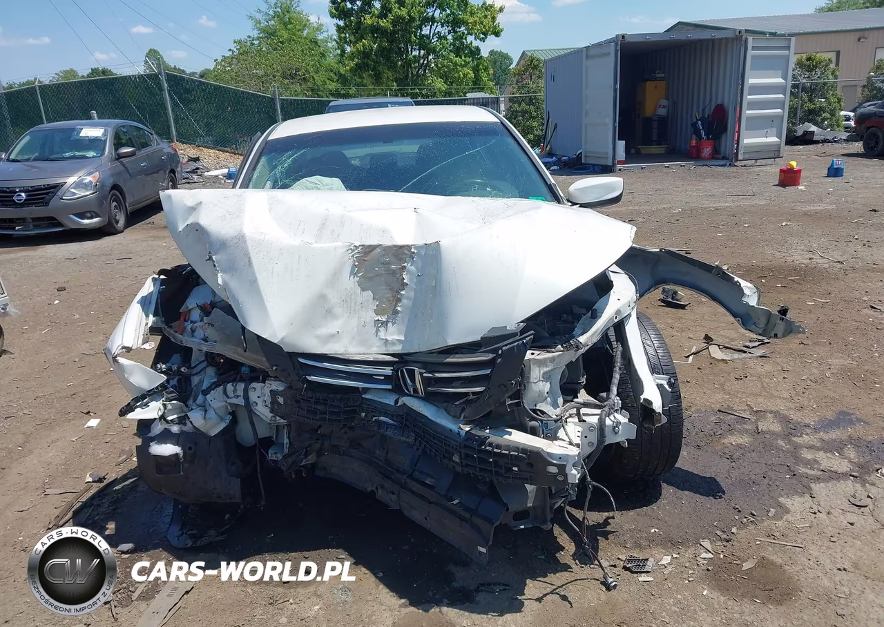 2013 Honda Accord Sport VIN:1HGCR2F57DA026985 - 13