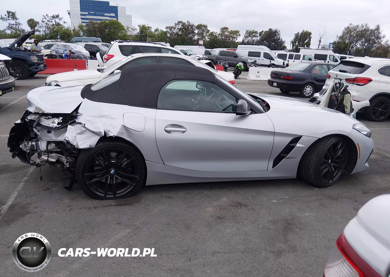 2021 BMW Z4 M40I VIN:WBAHF9C02MWX29831 - 13