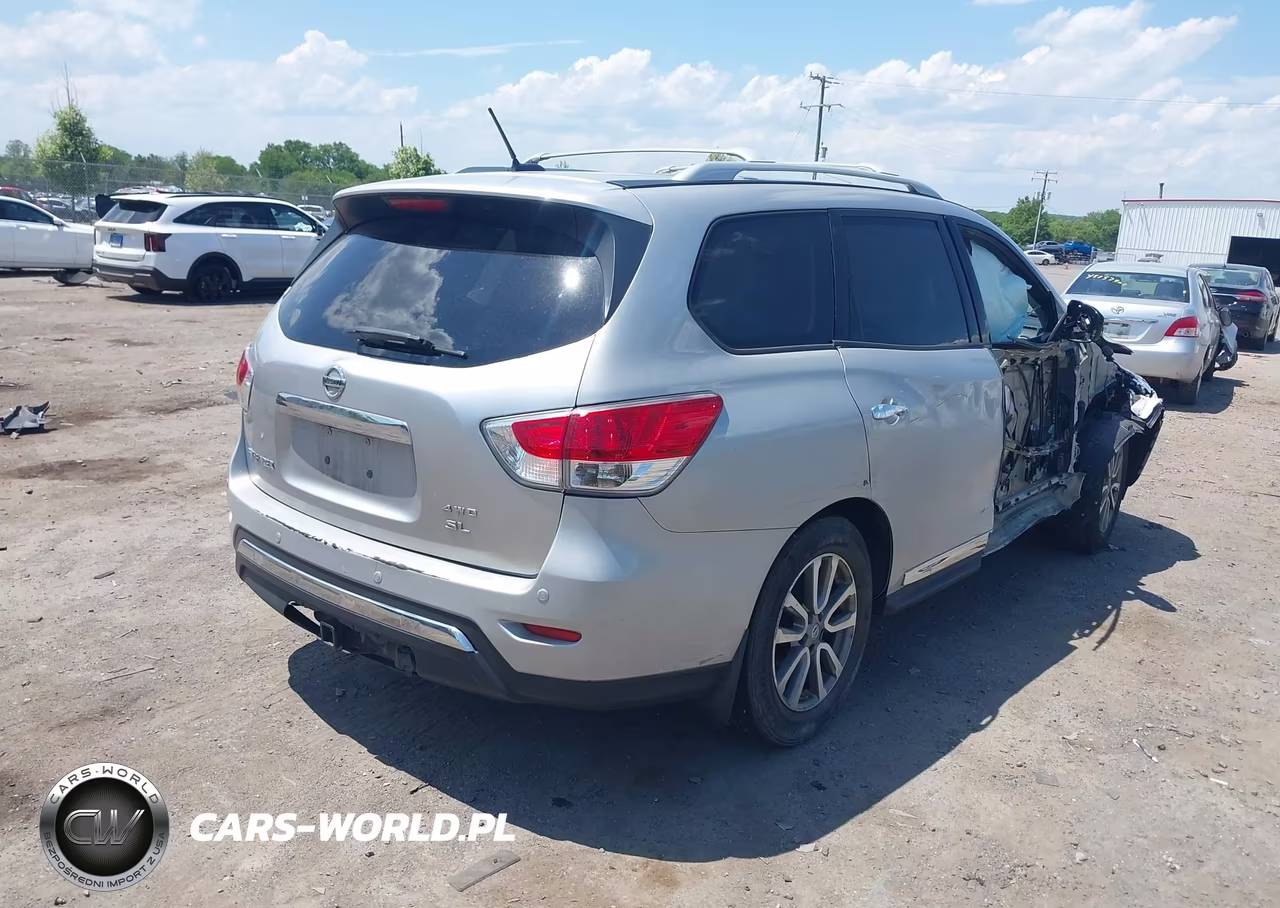2015 Nissan Pathfinder Sl VIN:5N1AR2MM4FC694679 - 4