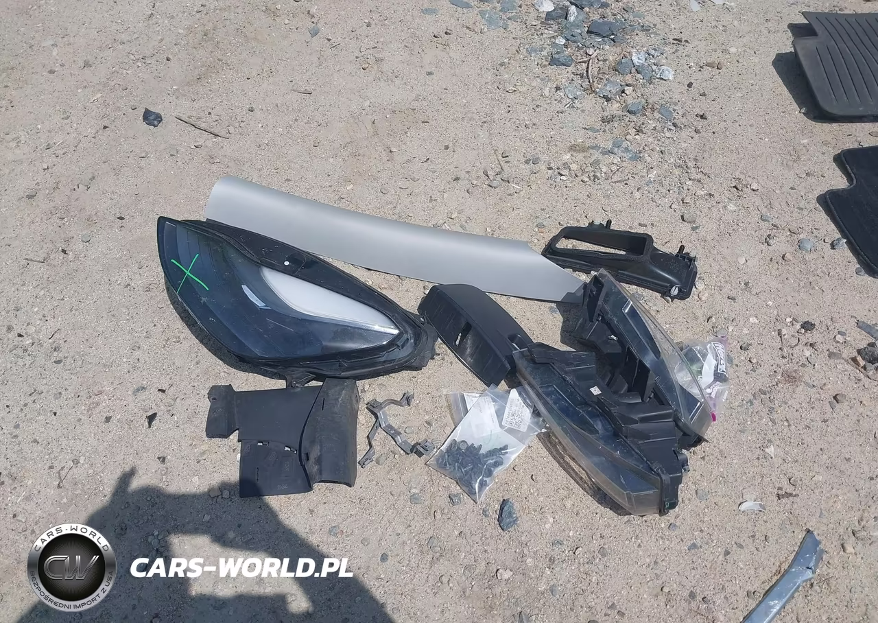 2023 Tesla Model 3 Performance Dual Motor All-Wheel Drive VIN:5YJ3E1EC2PF561495 - 11