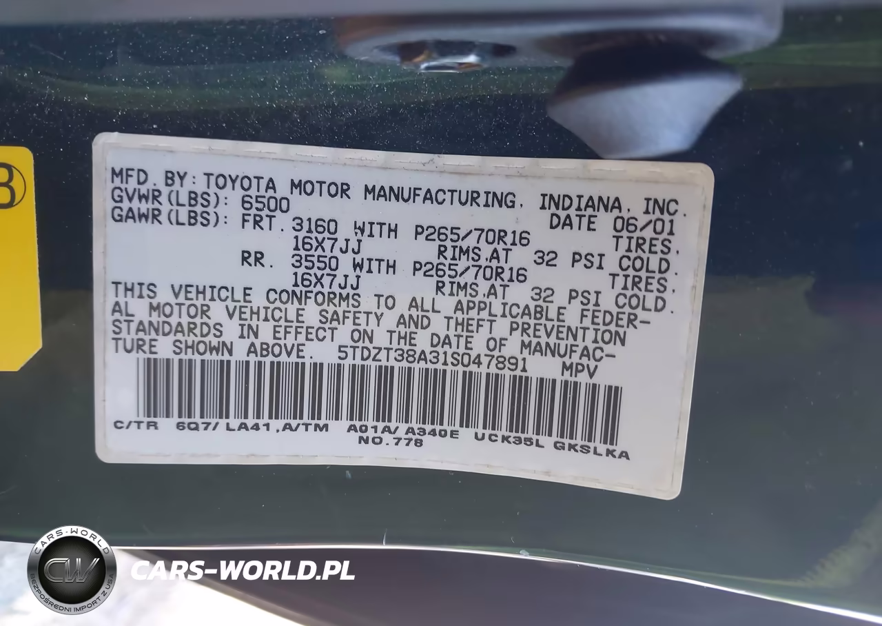 2001 Toyota Sequoia Limited V8 VIN:5TDZT38A31S047891 - 9