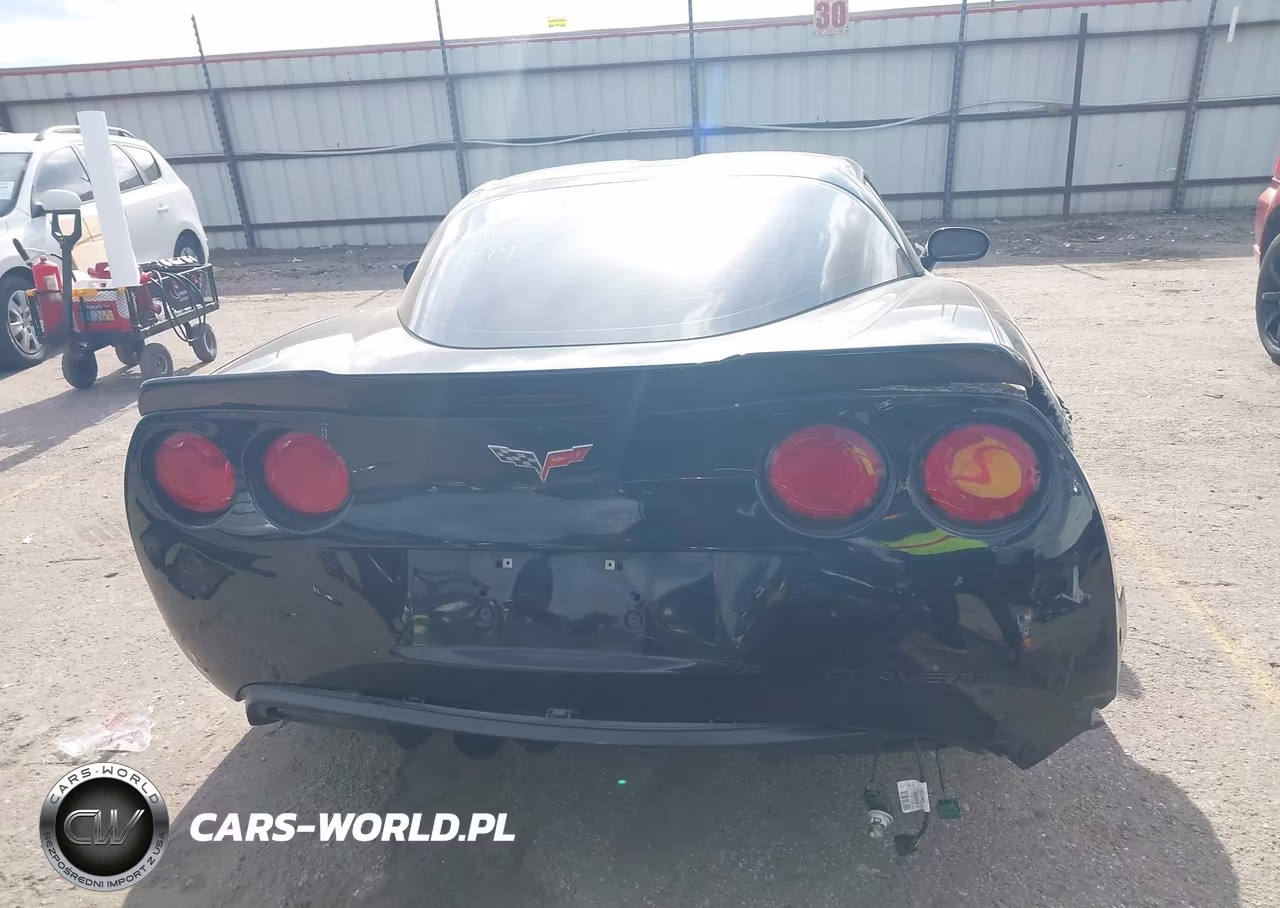 2011 Chevrolet Corvette VIN:1G1YE2DW0B5100130 - 17