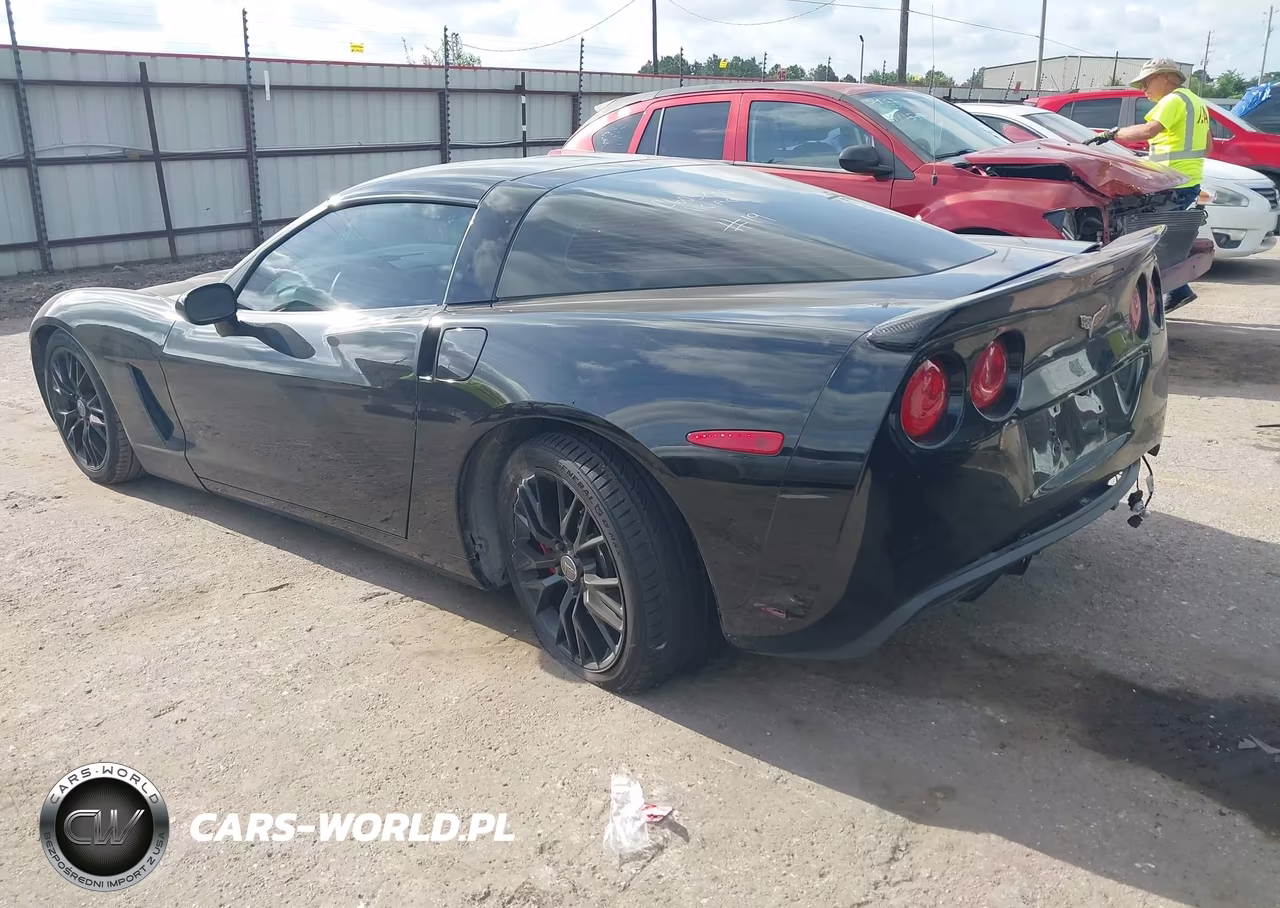 2011 Chevrolet Corvette VIN:1G1YE2DW0B5100130 - 3