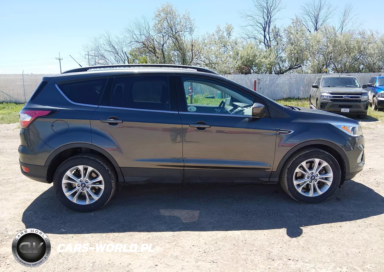 2018 Ford Escape Se VIN:1FMCU9GD5JUD31063 - 13