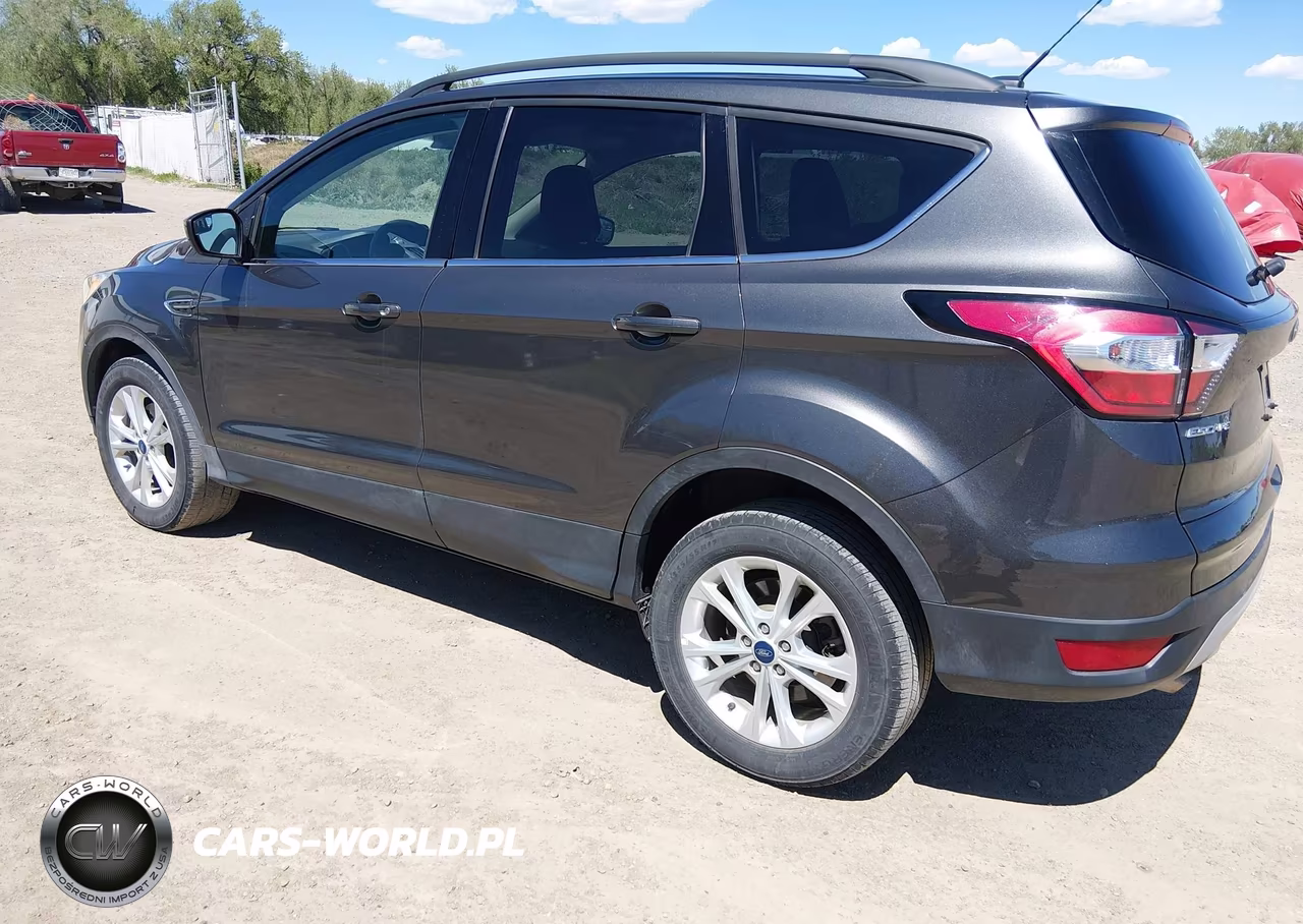 2018 Ford Escape Se VIN:1FMCU9GD5JUD31063 - 3