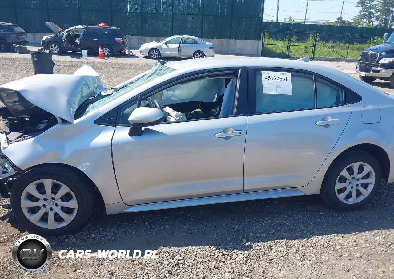 2021 Toyota Corolla Le VIN:JTDEPMAE5MJ129645 - 13