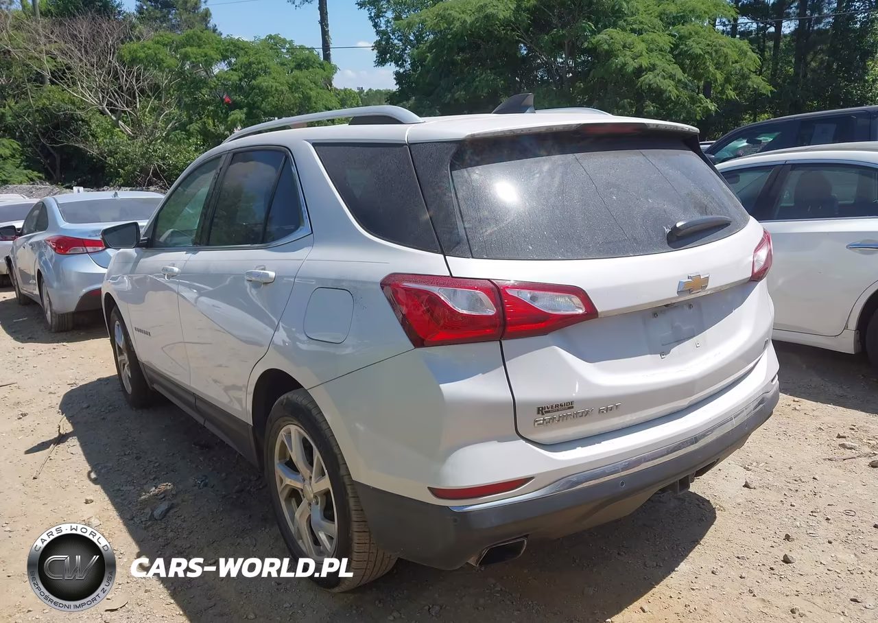 2018 Chevrolet Equinox Lt VIN:2GNAXKEX5J6330914 - 3
