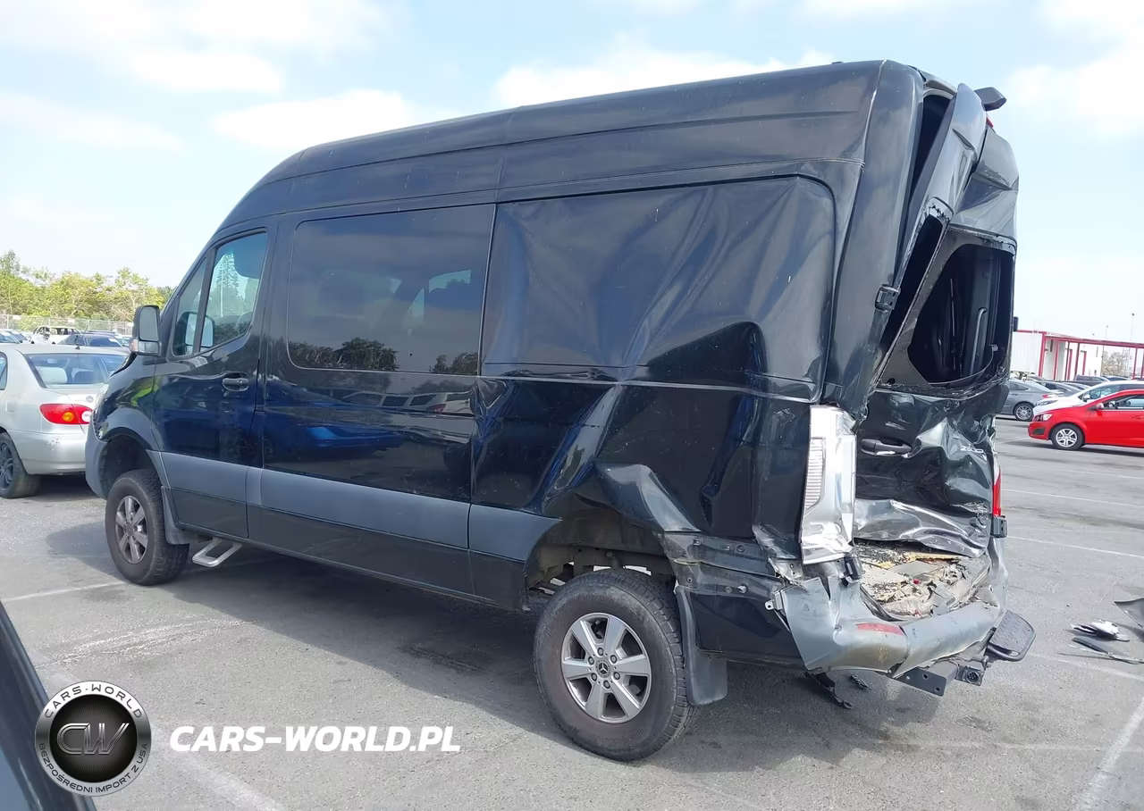 2021 Mercedes-Benz Sprinter 2500 Standard Roof V6 VIN:W1W4EBVY2MT055720 - 3