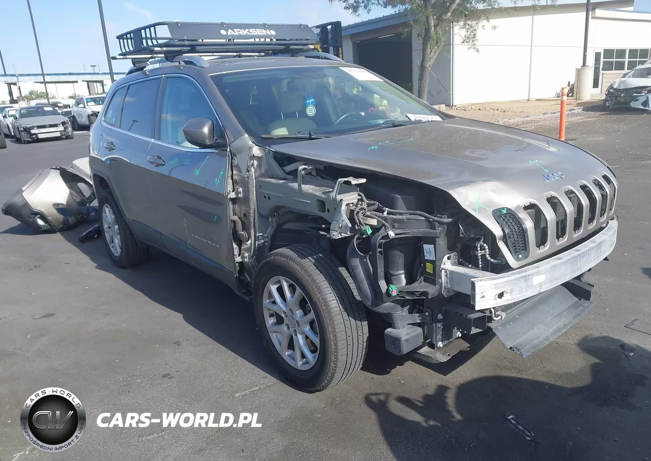 2016 Jeep Cherokee Latitude VIN:1C4PJMCS1GW311363 - 6