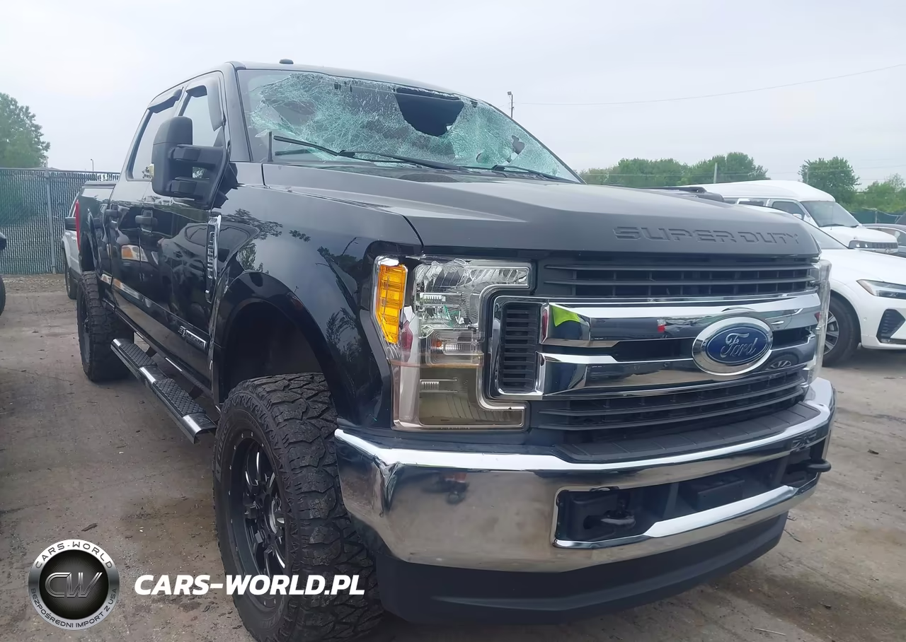 2017 Ford F-250 Xlt – zdjęcie 1 z 16