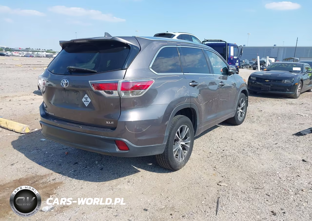 2016 Toyota Highlander Xle V6 VIN:5TDKKRFH6GS155759 - 4
