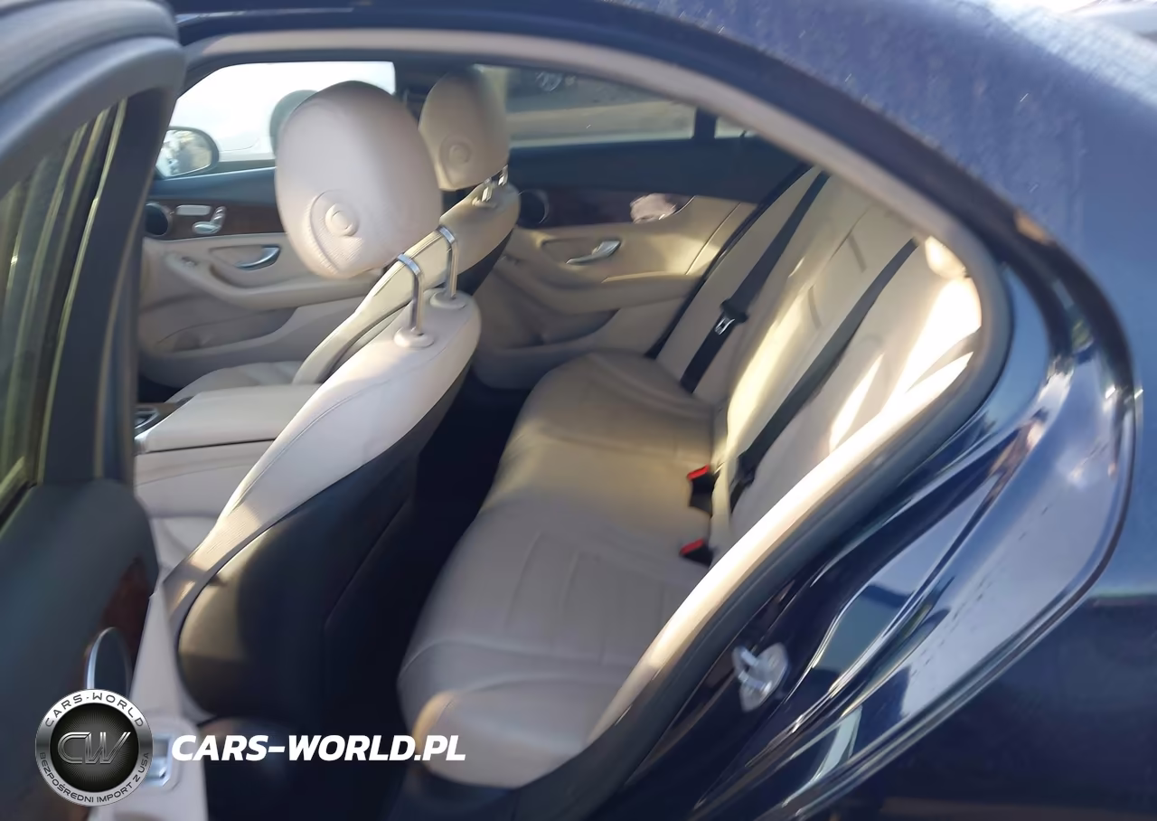2018 Mercedes-Benz C 300 VIN:55SWF4JB7JU250675 - 8