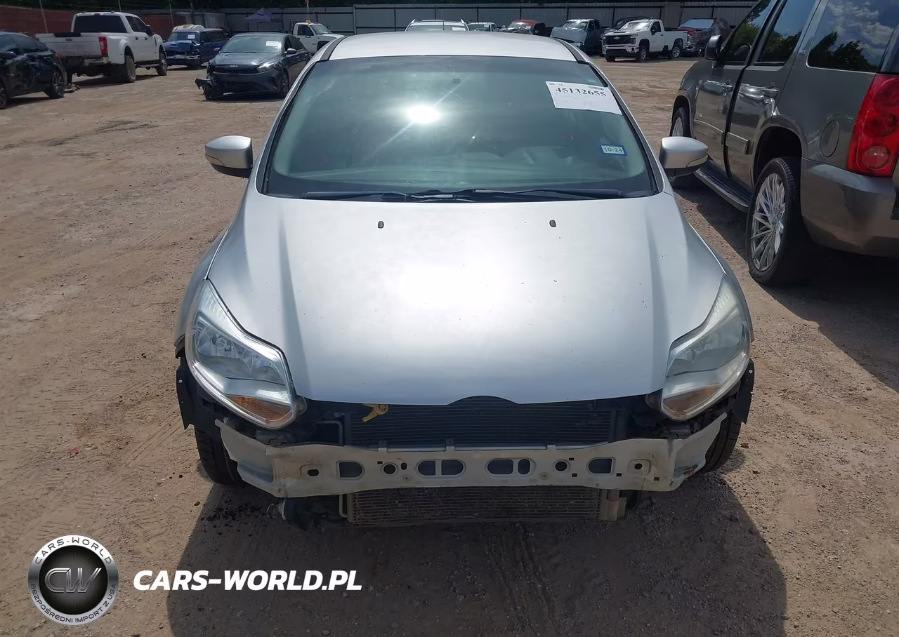 2014 Ford Focus Se VIN:1FADP3F21EL293409 - 6