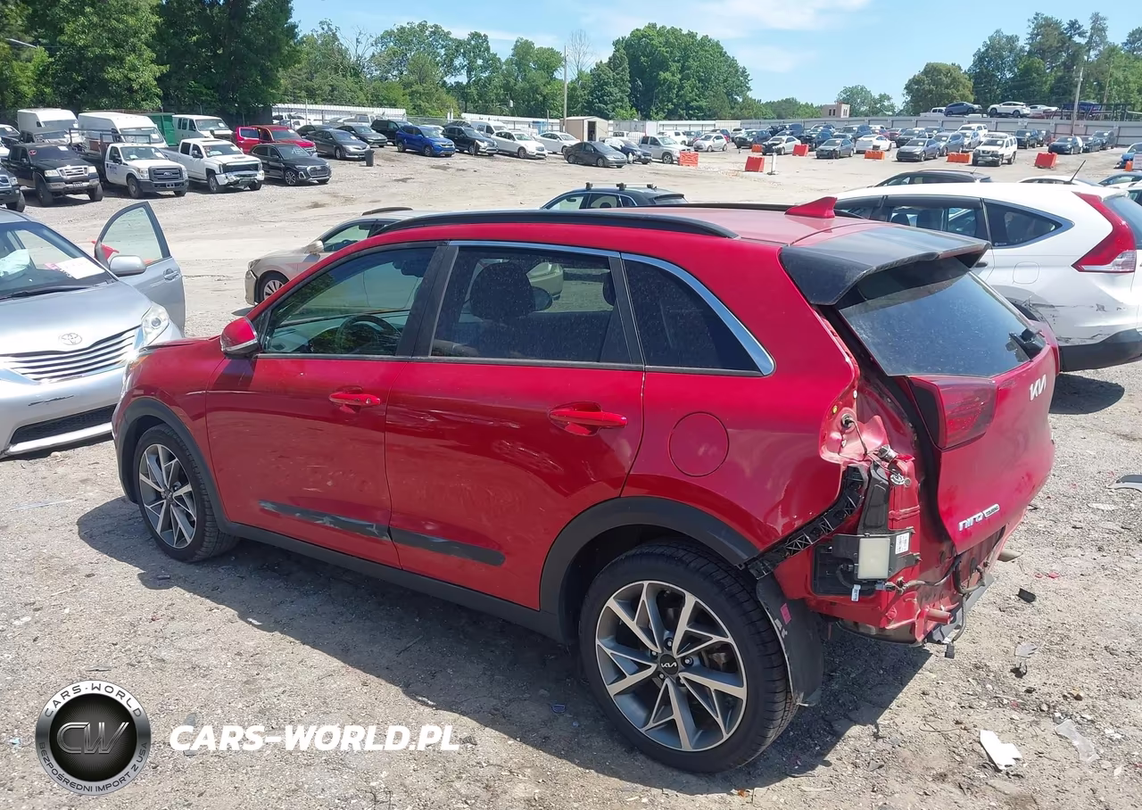 2022 Kia Niro Touring Se VIN:KNDCC3LCXN5535374 - 3