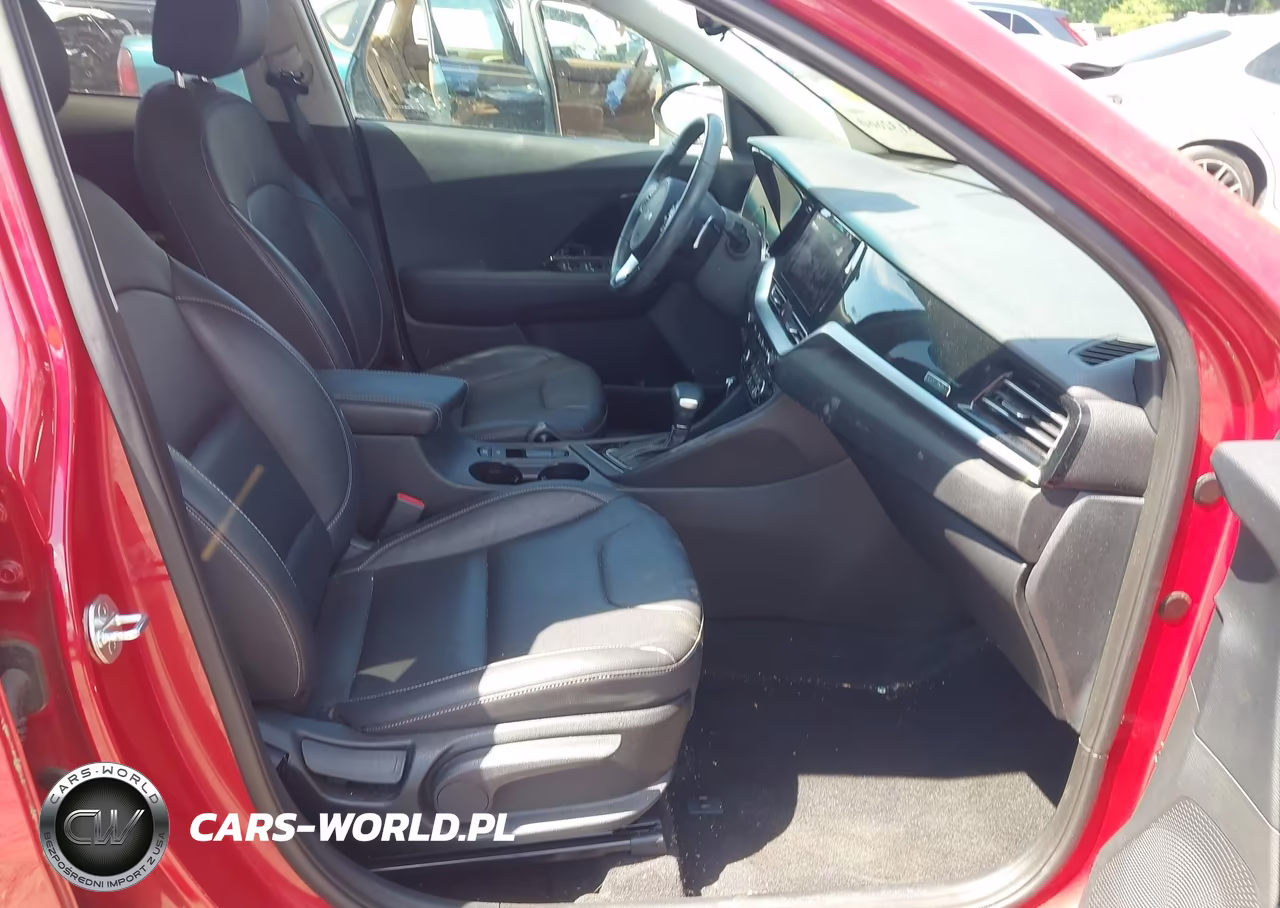 2022 Kia Niro Touring Se VIN:KNDCC3LCXN5535374 - 5