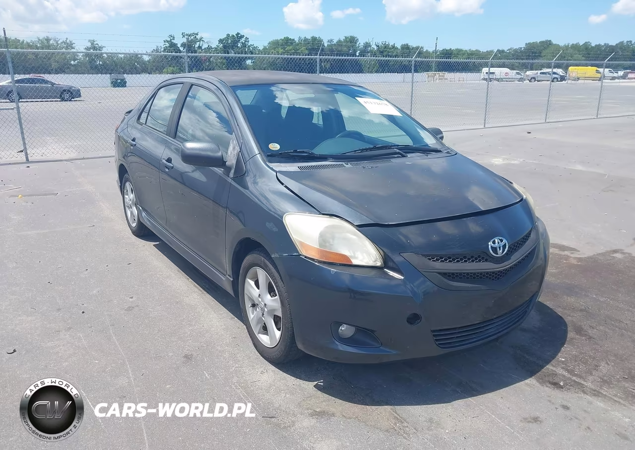 Główne zdjęcie 2007 Toyota Yaris S