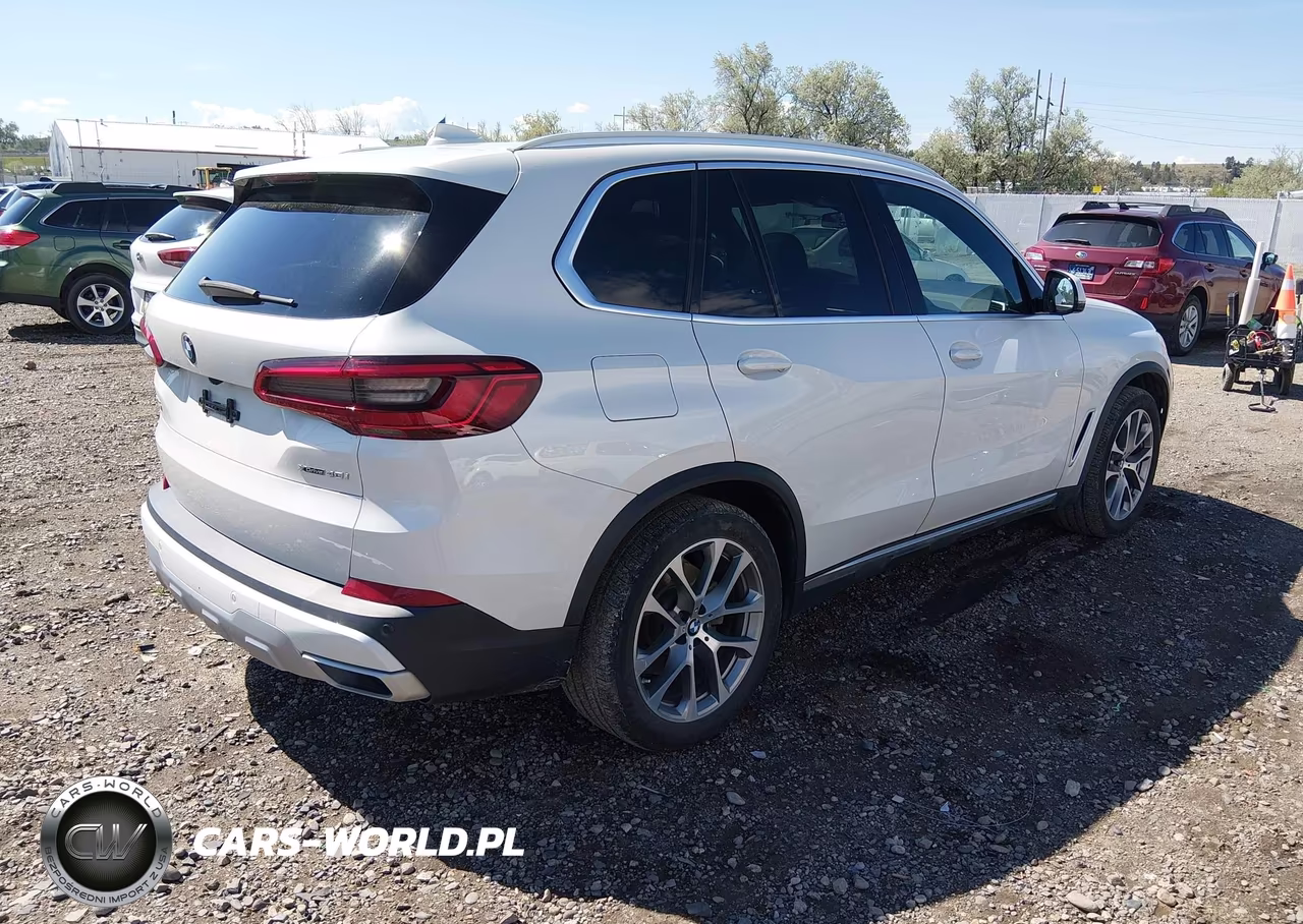2019 BMW X5 xDrive40I VIN:5UXCR6C54KLL11329 - 4