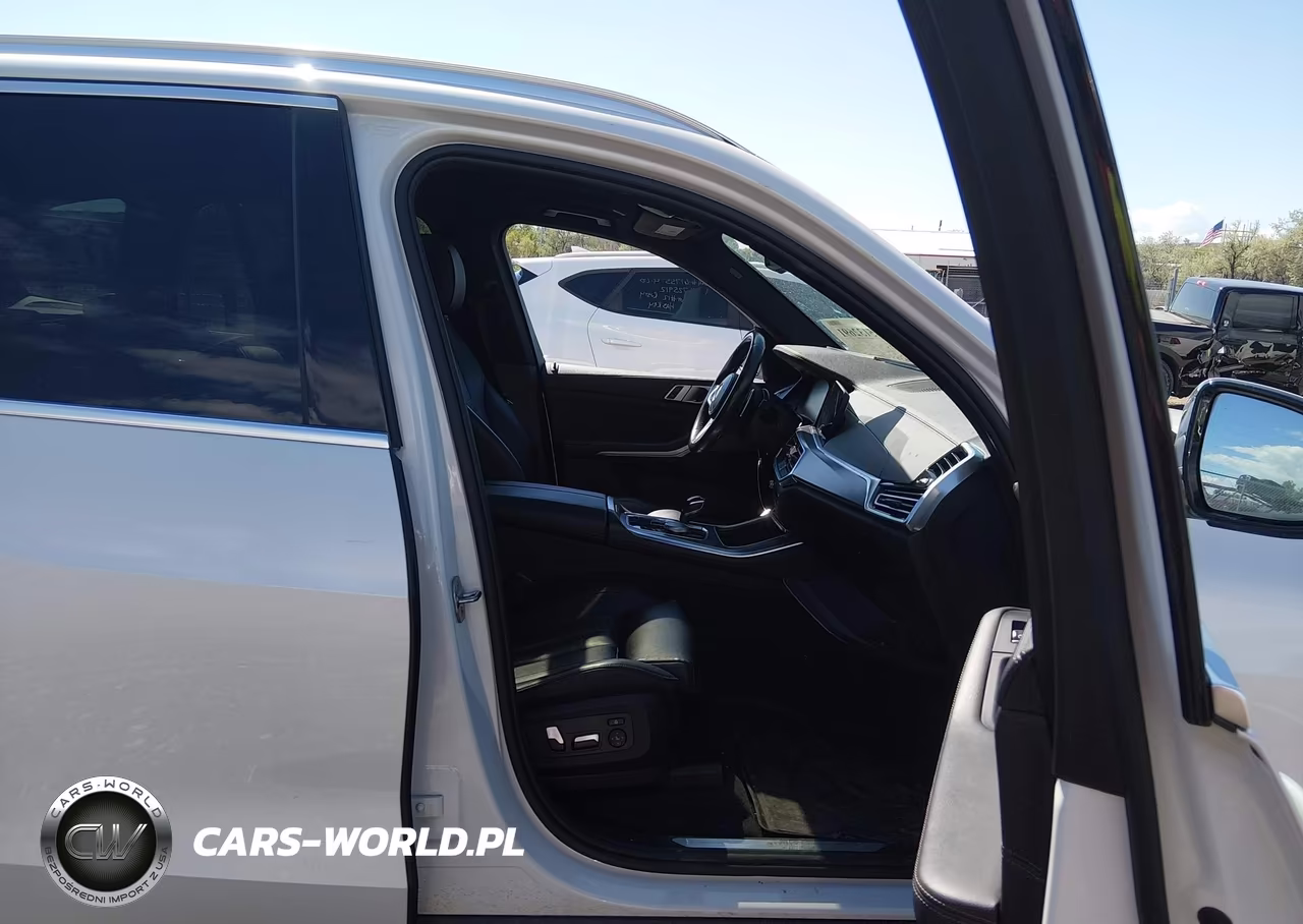 2019 BMW X5 xDrive40I VIN:5UXCR6C54KLL11329 - 5