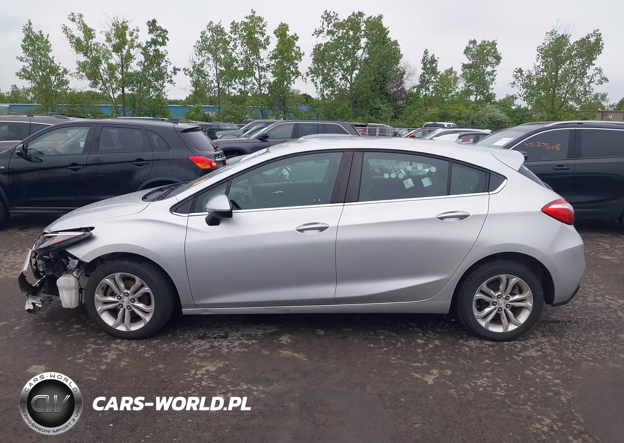 2019 Chevrolet Cruze Lt VIN:3G1BE6SM2KS565044 - 14