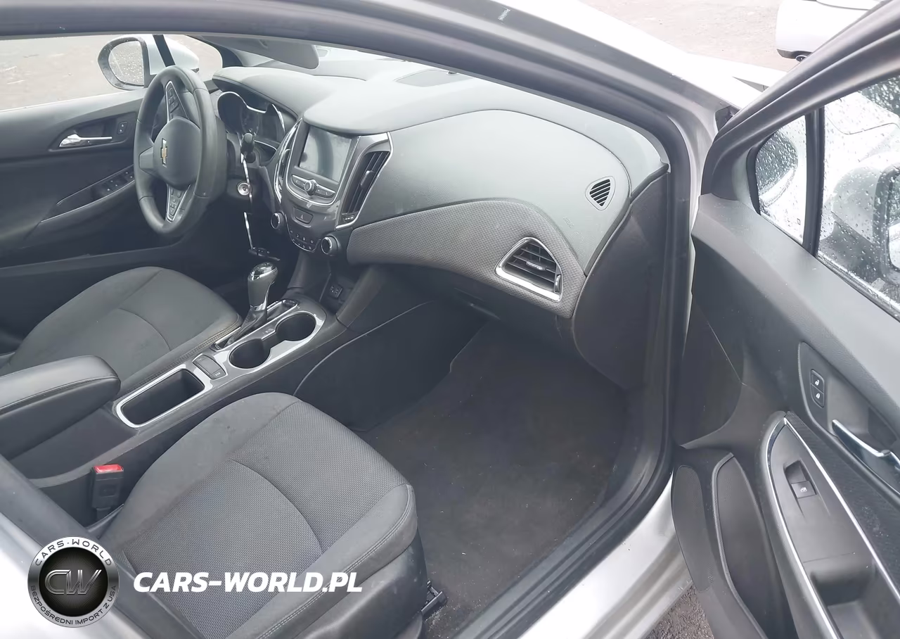 2019 Chevrolet Cruze Lt VIN:3G1BE6SM2KS565044 - 5