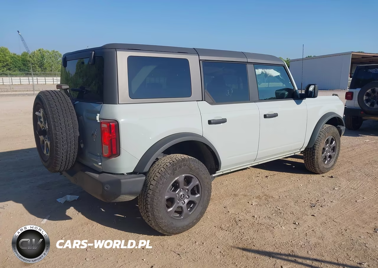 2022 Ford Bronco Big Bend VIN:1FMDE5BH5NLA90136 - 4