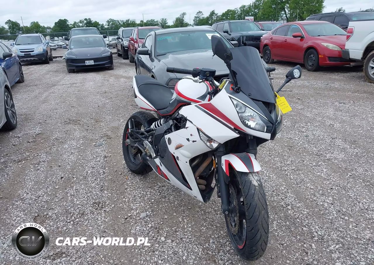2011 Kawasaki Ex650 C – zdjęcie 1 z 13