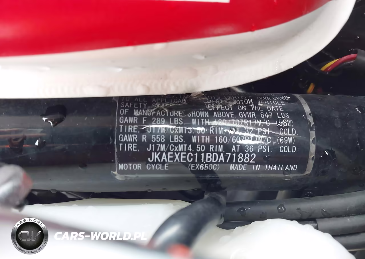 2011 Kawasaki Ex650 C VIN:JKAEXEC11BDA71882 - 10