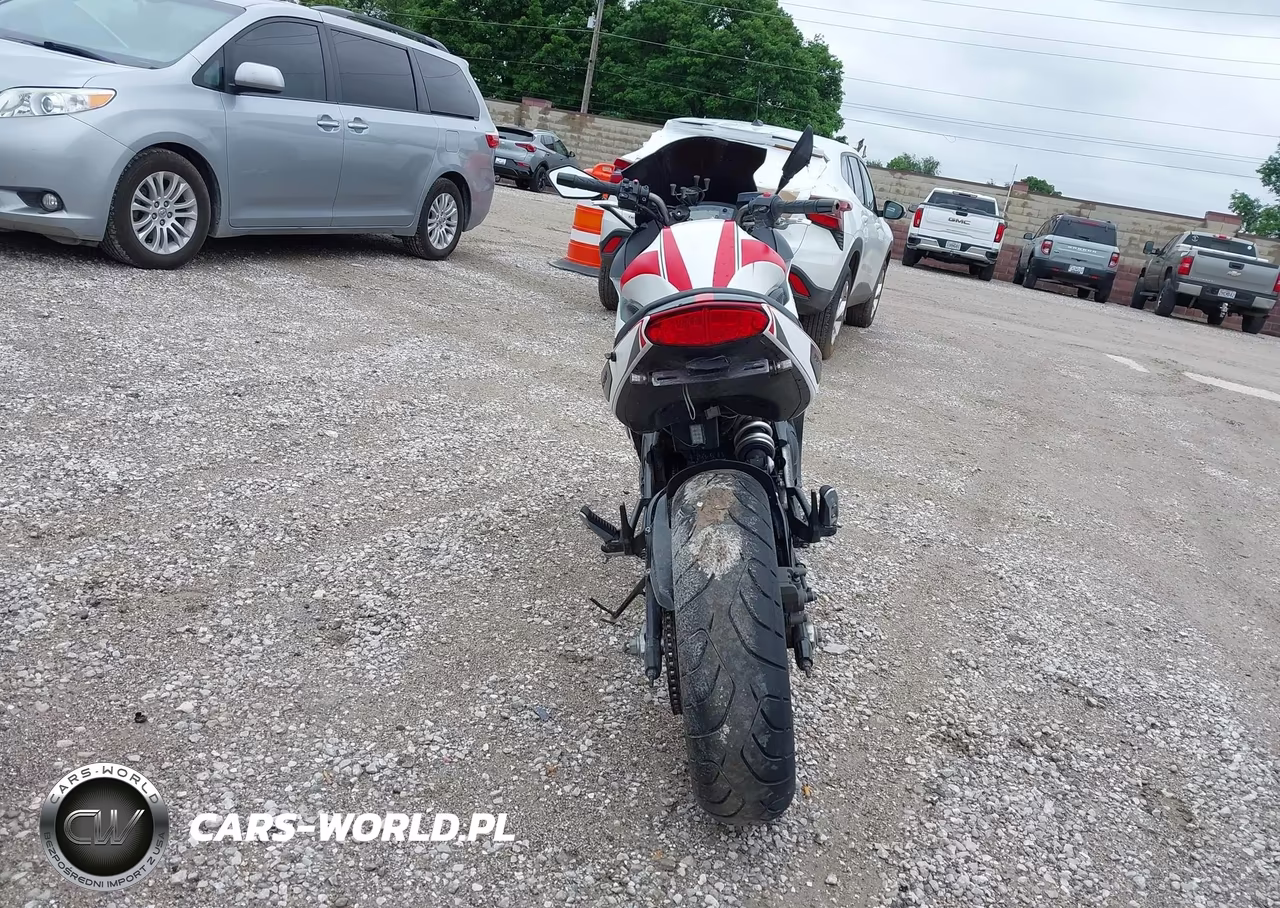 2011 Kawasaki Ex650 C VIN:JKAEXEC11BDA71882 - 6
