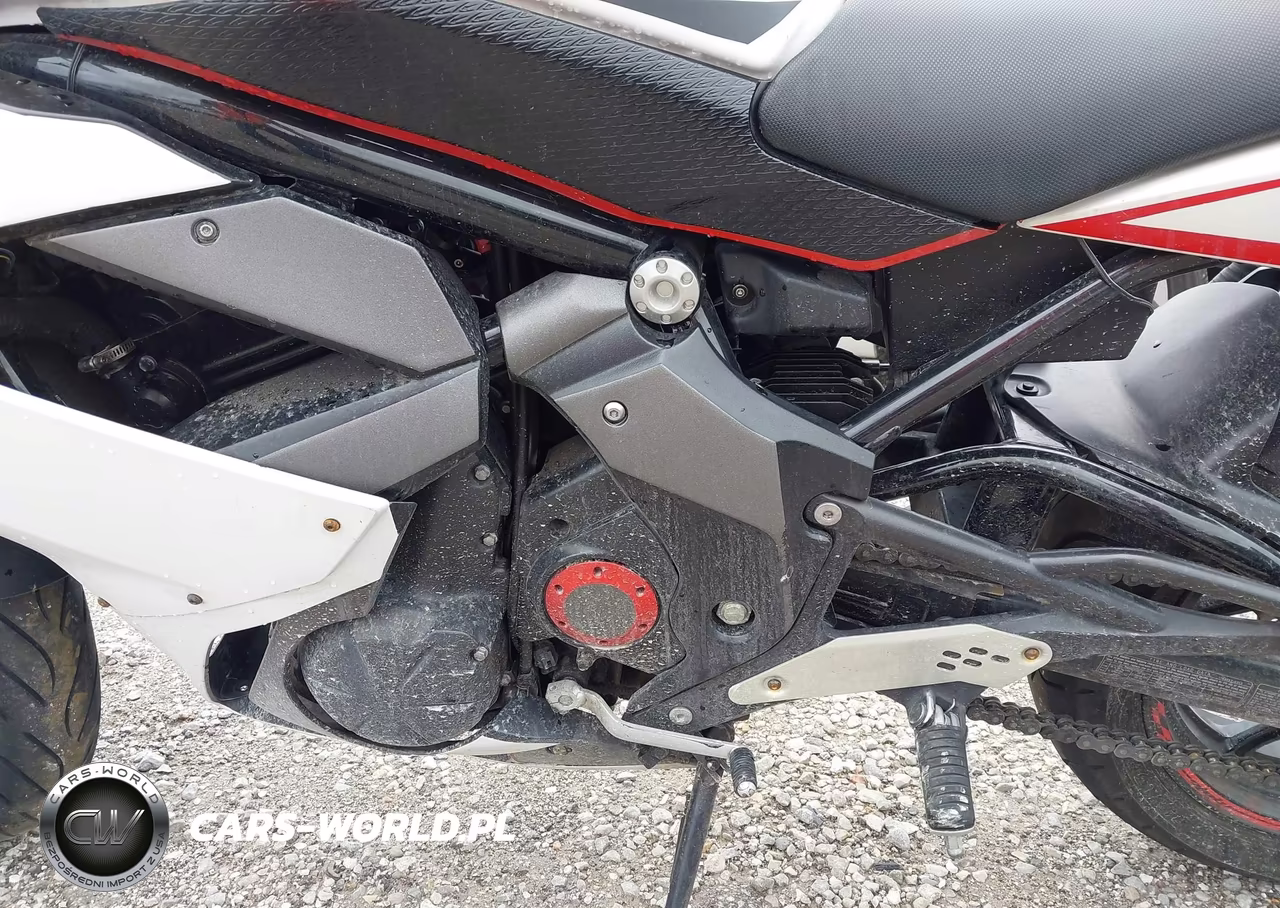 2011 Kawasaki Ex650 C VIN:JKAEXEC11BDA71882 - 9