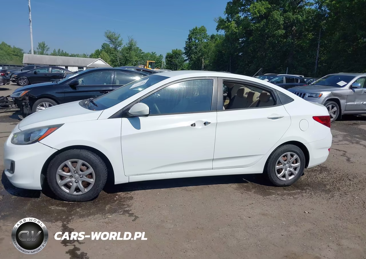 2013 Hyundai Accent Gls VIN:KMHCT4AE1DU489864 - 14