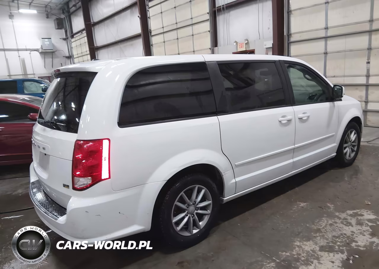 2016 Dodge Grand Caravan Se Plus VIN:2C4RDGBG7GR379741 - 4