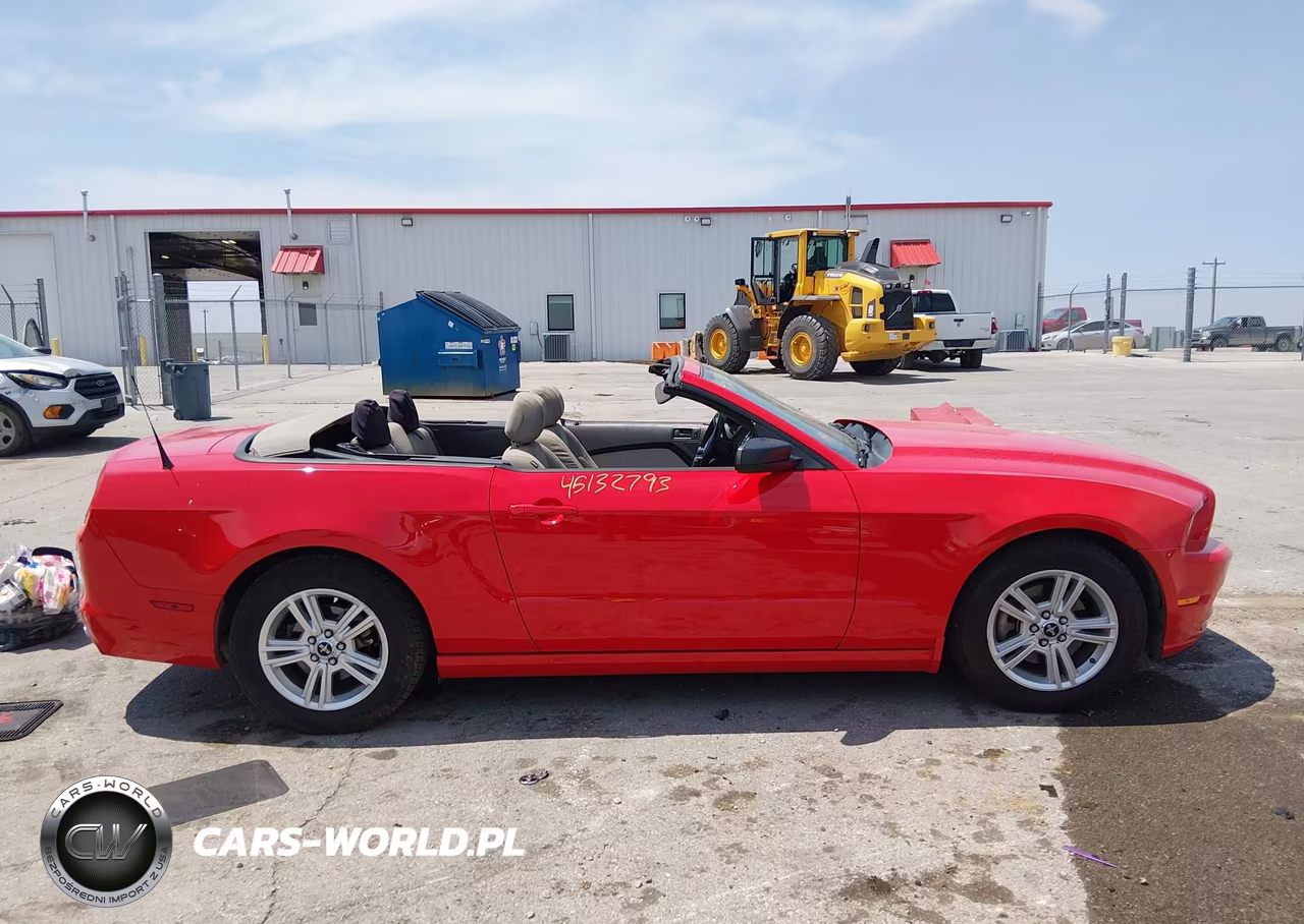 2014 Ford Mustang V6 VIN:1ZVBP8EM3E5322752 - 13