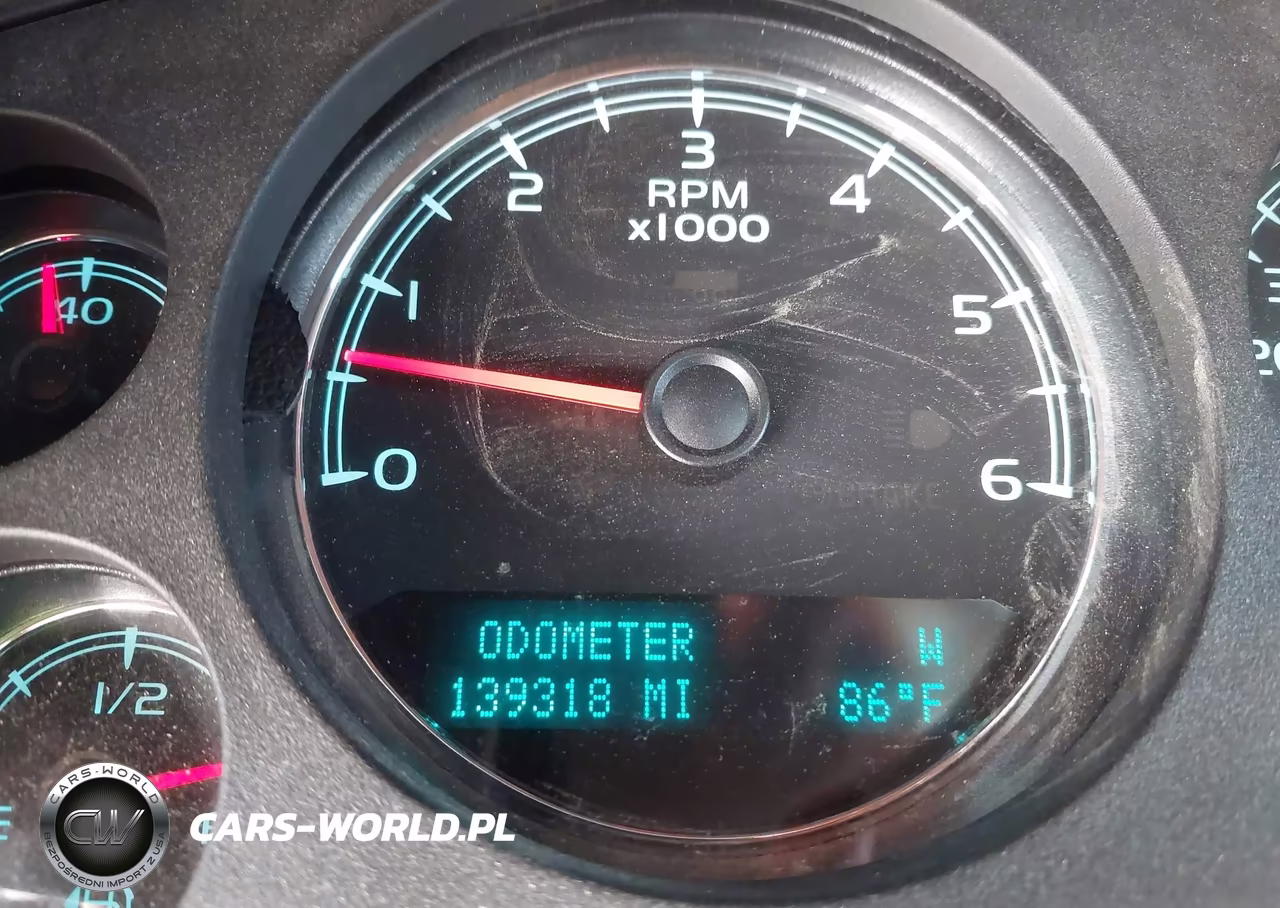 2014 Chevrolet Tahoe Lt VIN:1GNSCBE0XER186032 - 15